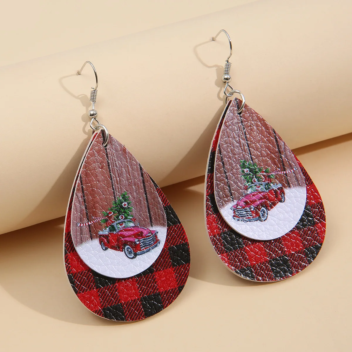 

Pendientes De Cuero Red Car Holiday Decoration Christmas Earring Leather Drop Shaped Hook Statement Earrings Women