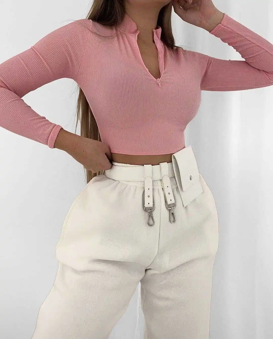 

2021 Spring Pure Color Temperament Commuter Top Women's Turtleneck Long Sleeve Pink Slim V-neck Shirt, Picture color
