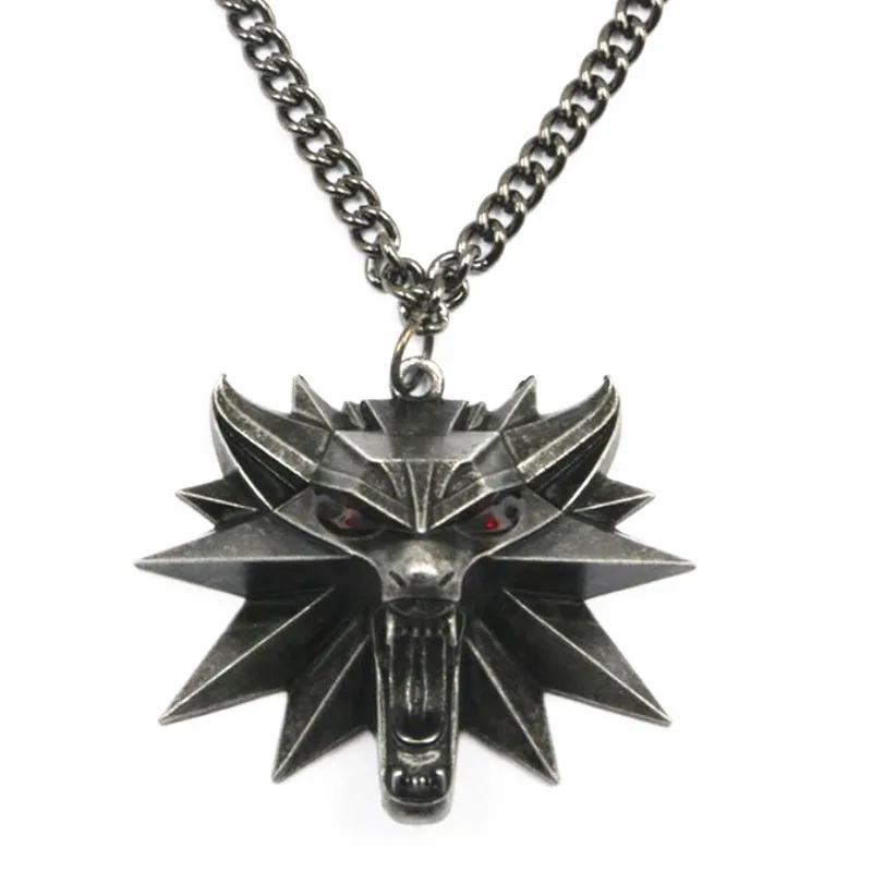 

Game Witch Jewelry Red Eye Wolf Head Necklace for Women Men Gift
