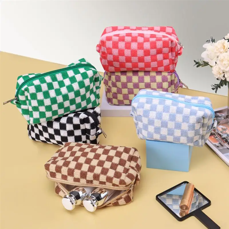 

Wholesale Vintage Plaid Knitted fabric Cotton Cosmetic Bag Pouch Pillow Cosmetic Bags & Cases Travel Organizer Makeup Bag