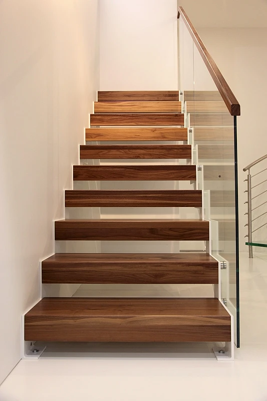 Buy Wholesale Vietnam Solid Hard Wood Stair Step/ Stair Treads Oem High  Quality Vietnam & Solid Hard Wood Stair Step/ Stair Treads Oem High at USD  3