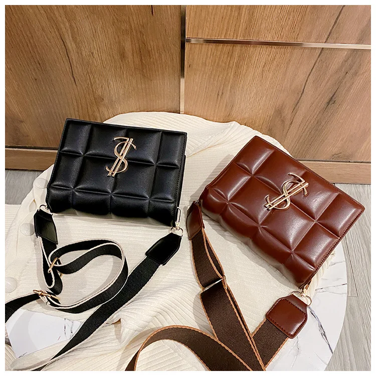 

Luxury Jelly Purses And Handbags For Women Letter Simple Square PU Bag Red Handbag Vendors Fashion Shoulder Handbag 2021