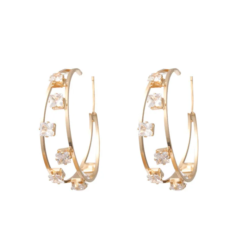 

2021 European Statement Hollow Crystal Hoop Earring Rhinestone C Shape Hoop Earring For Women