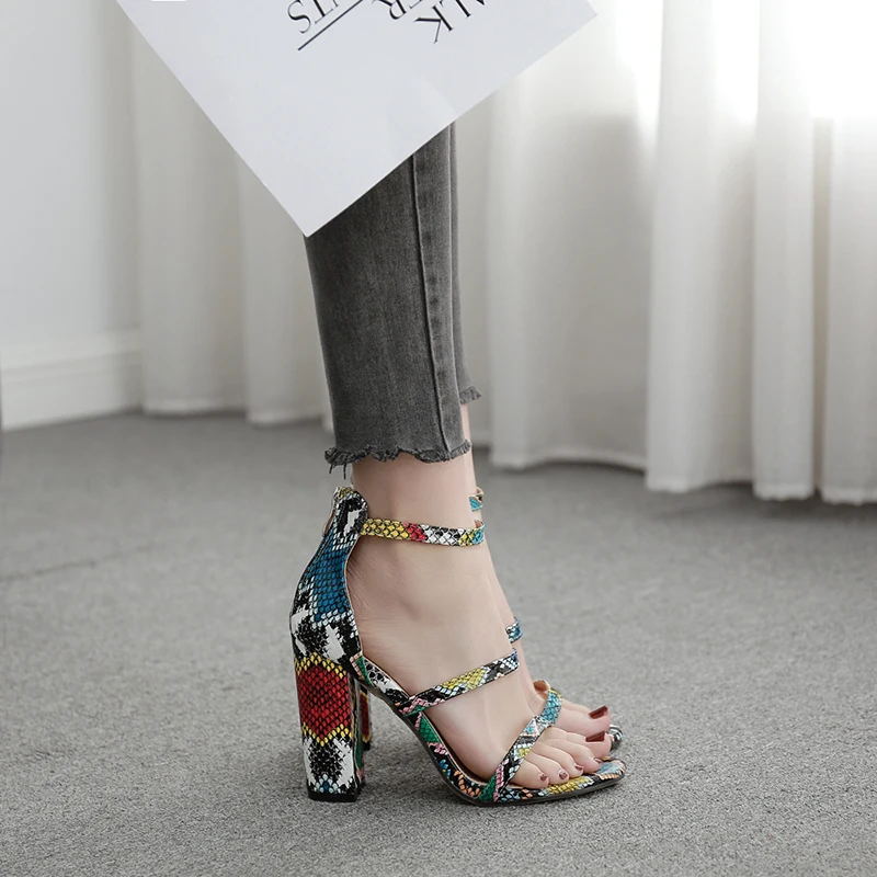 

New 2021 European and American color snake ROMAN SANDALS
