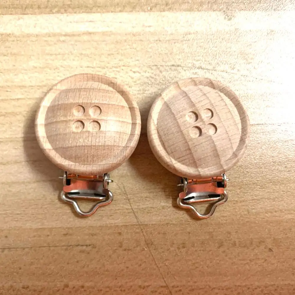 

Wholesale Wood Button Sahpe Baby Pacifier Clips Grasping Dummy Clips Accessory