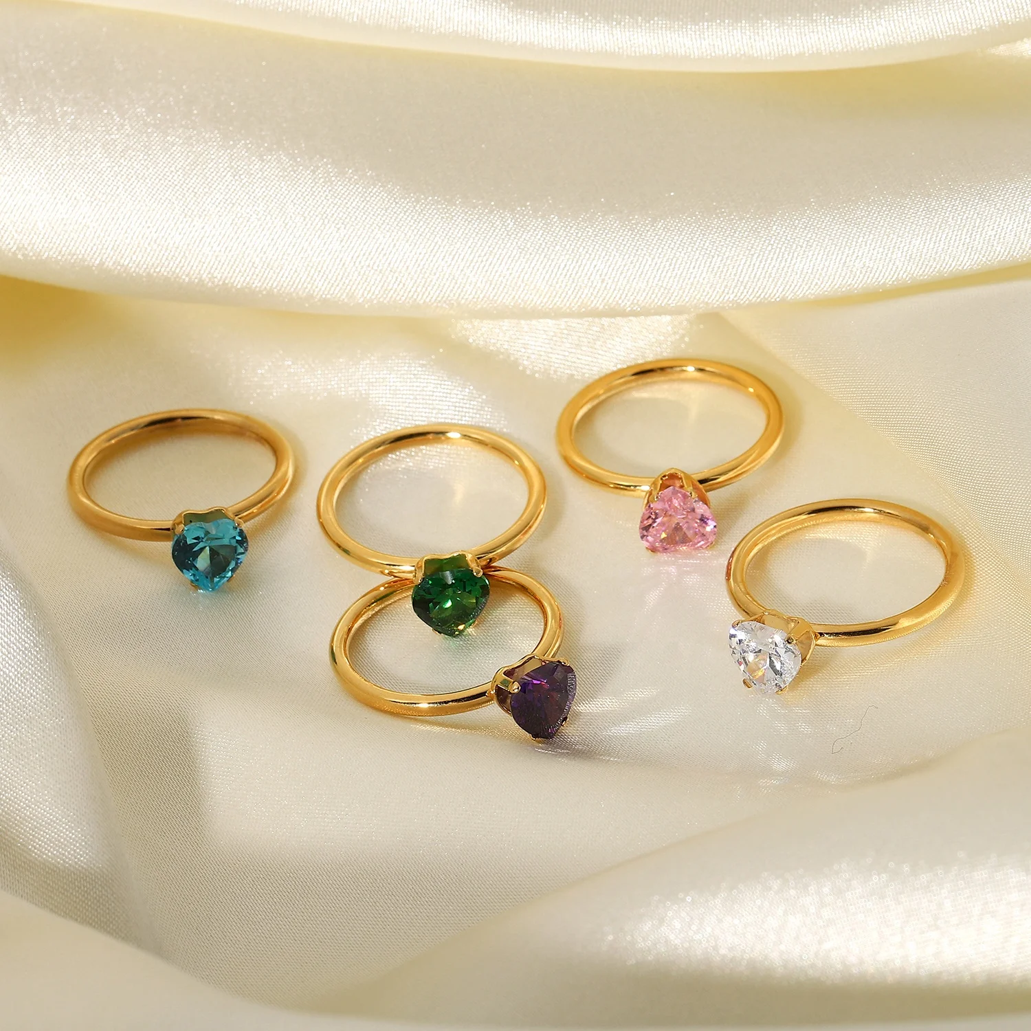 

Trendy Jewelry Delicate Multicolor Crystal Chunky Nectarine Ring Colorful Thin Crystal Heart Ring for Women