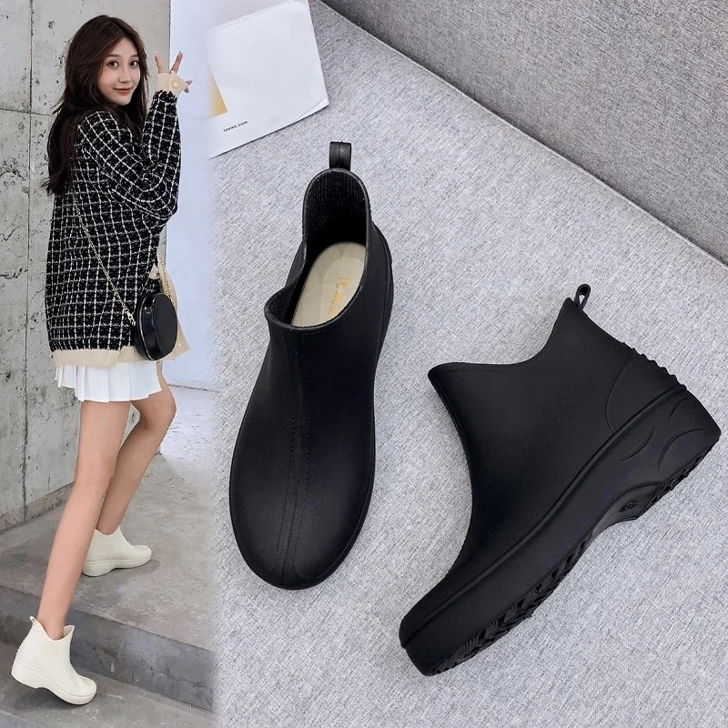 

Hot selling waterproof and non-slip ankle rain boots outdoor rubber rain shoes fashion solid color ladies rain boots PVC boots