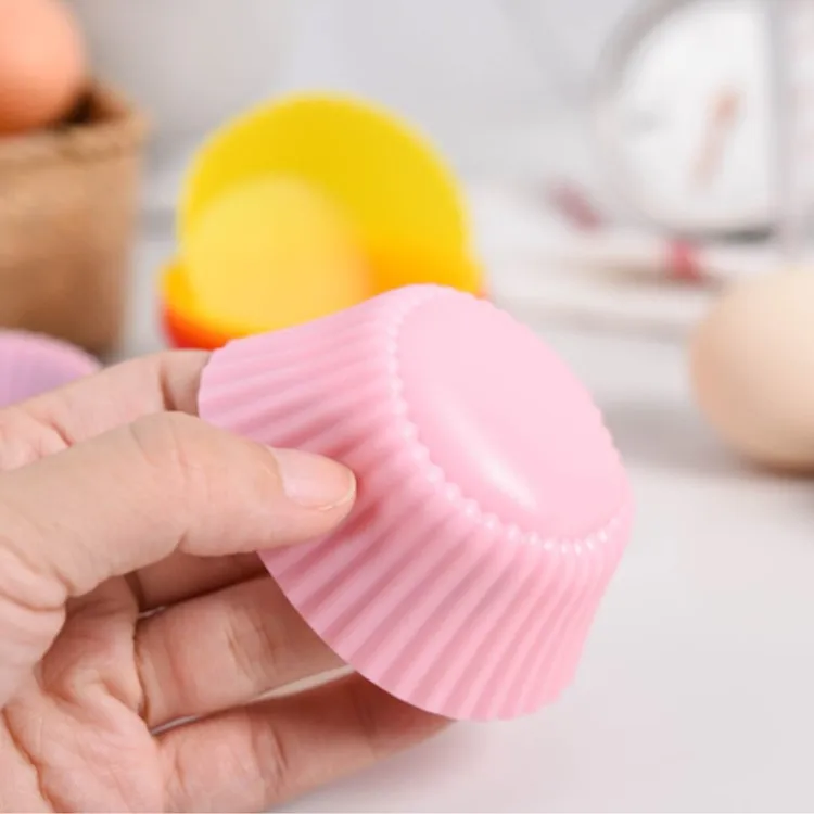 
BPA free high quality reusable silicone cupcake muffin baking cups 