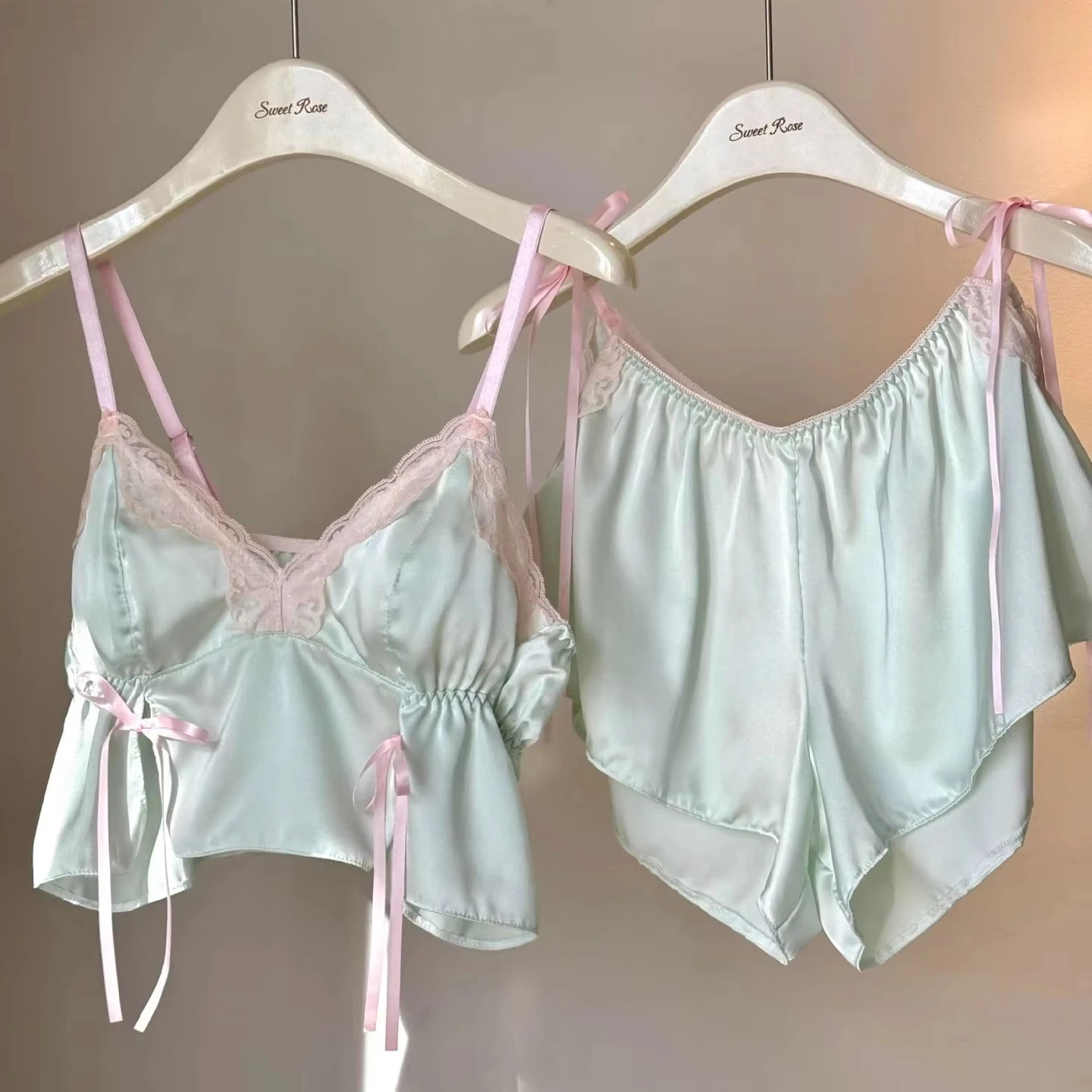 2026 Wholesale Luxury Robes Women 2025 Sexy Pajamas Lingerie & Bath Knee-Length Spa Robes Solid Polyester Women's Intimates