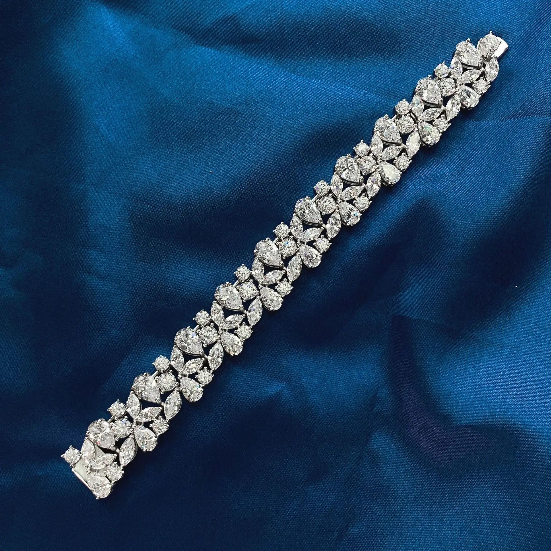 

New luxury 925 sterling silver  mosaic diamond bracelet jewelry women