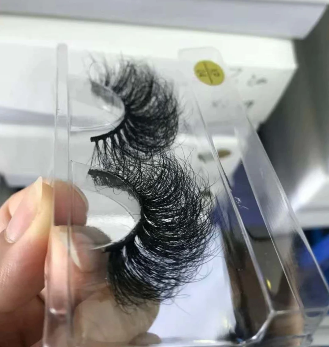 

Discount false fake lash long makeup 5D human hair 3D false lash vender 25 mm fluffy 20 mm vendor customize natural mink eyelash, Black color
