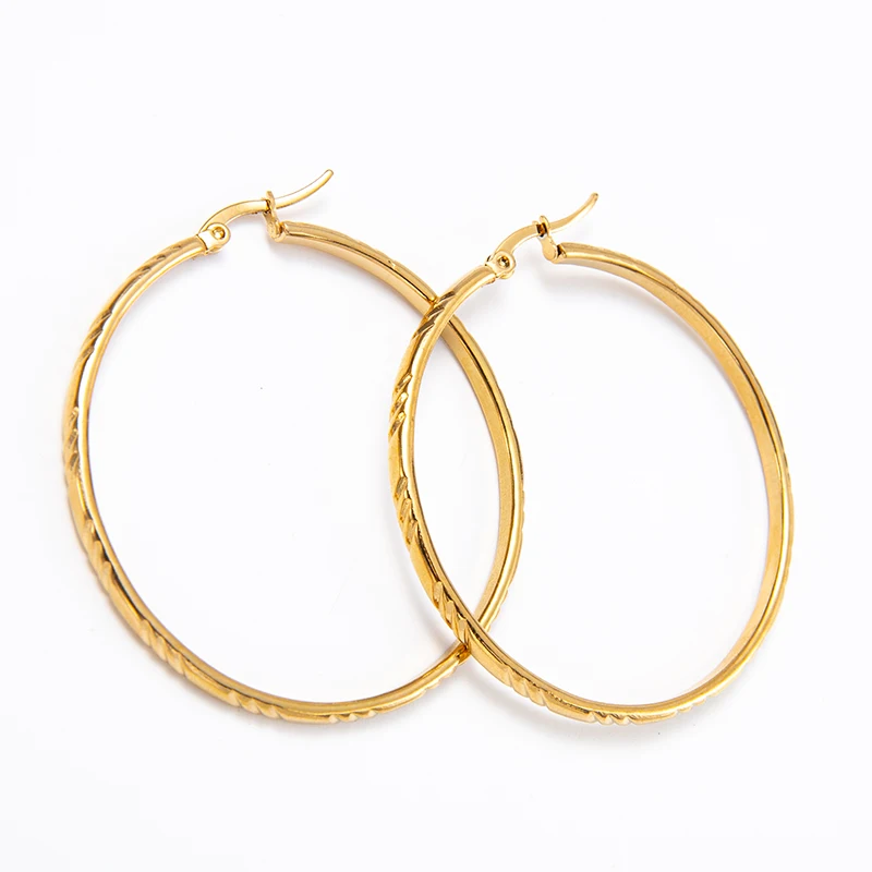 

Statement Titanium Steel Stripe Pattern Click On Earrings Stainless Steel Interval Slash Circle Hoop Earring For Women