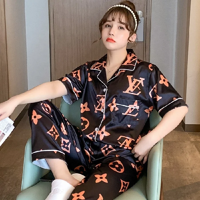 

Short-sleeved trousers summer stretch satin simulation silk Korean pajamas suit, 6 colors