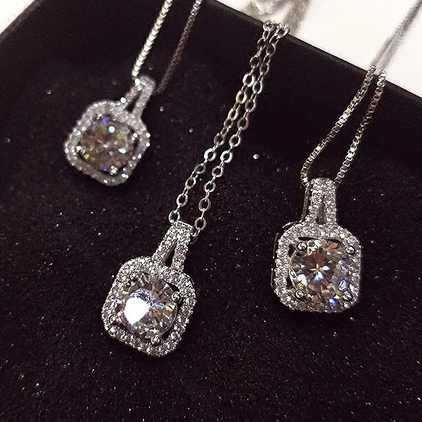 

Fashion Jewelry Silver Plated Shiny Crystal Necklaces Box Chain Glitter Sparkle Cubic Zirconia CZ Square Pendant Necklace Women