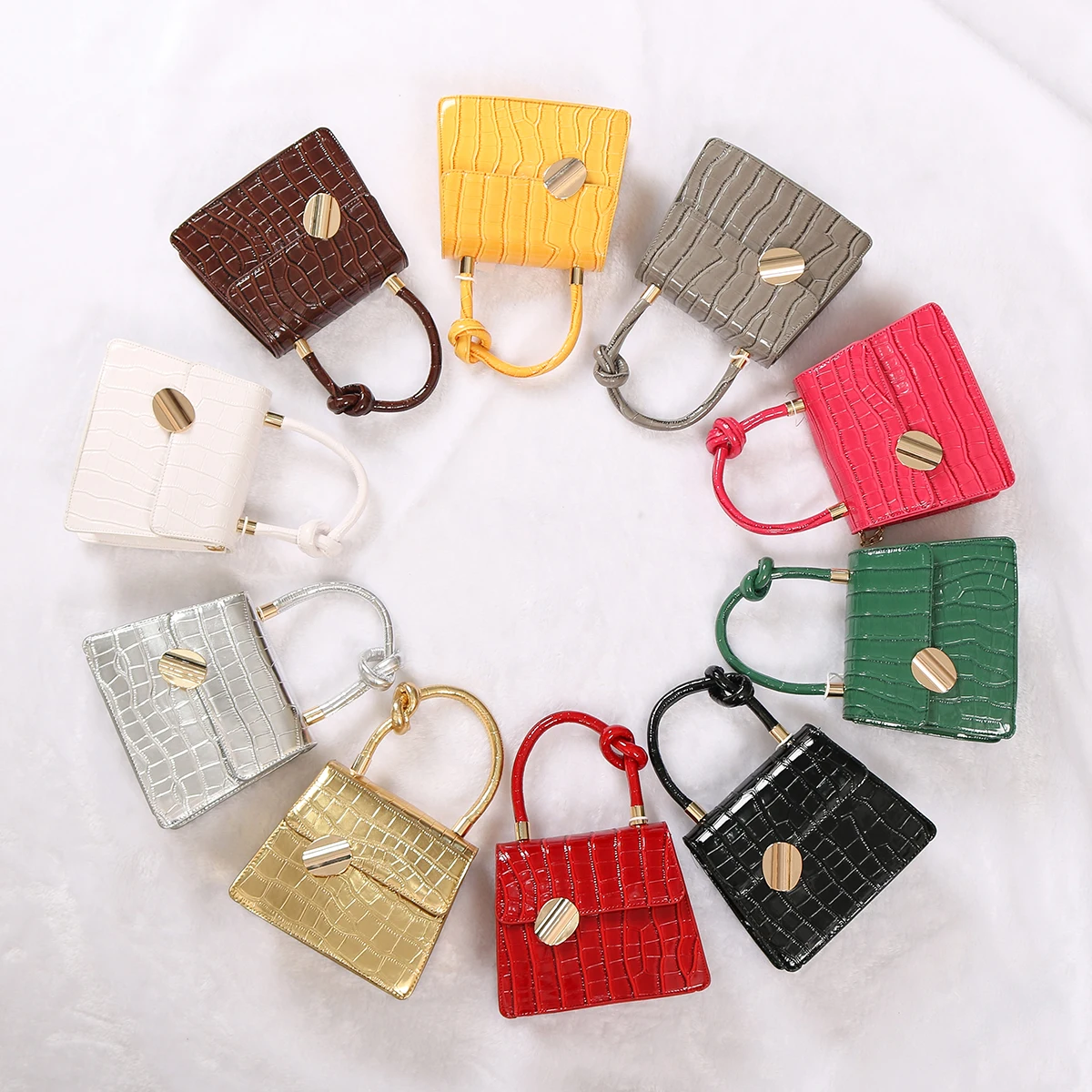 

6030 New arrived Guangzhou wholesale bags market hot sale cheap price single shoulder handbags, Black/pink/brown/golden/red/silver/