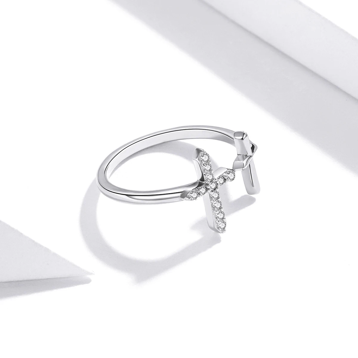 

New Product Fine 925 Sterling Silver White Eternity Cubic Zirconia Cross Ring