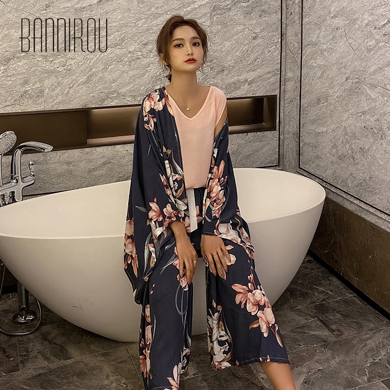 

Women Pajamas Sets Autumn Printed Elegant 4 Piece Floral Female Night Suits Pyjamas Sets