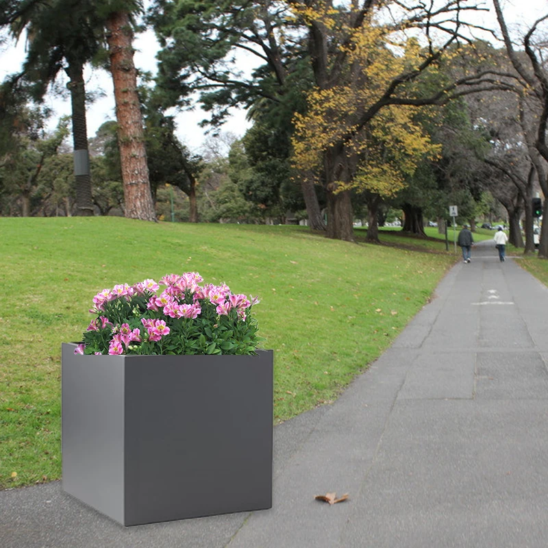 

Factory Customization Frp Big Size Outdoor Garden Flower Box