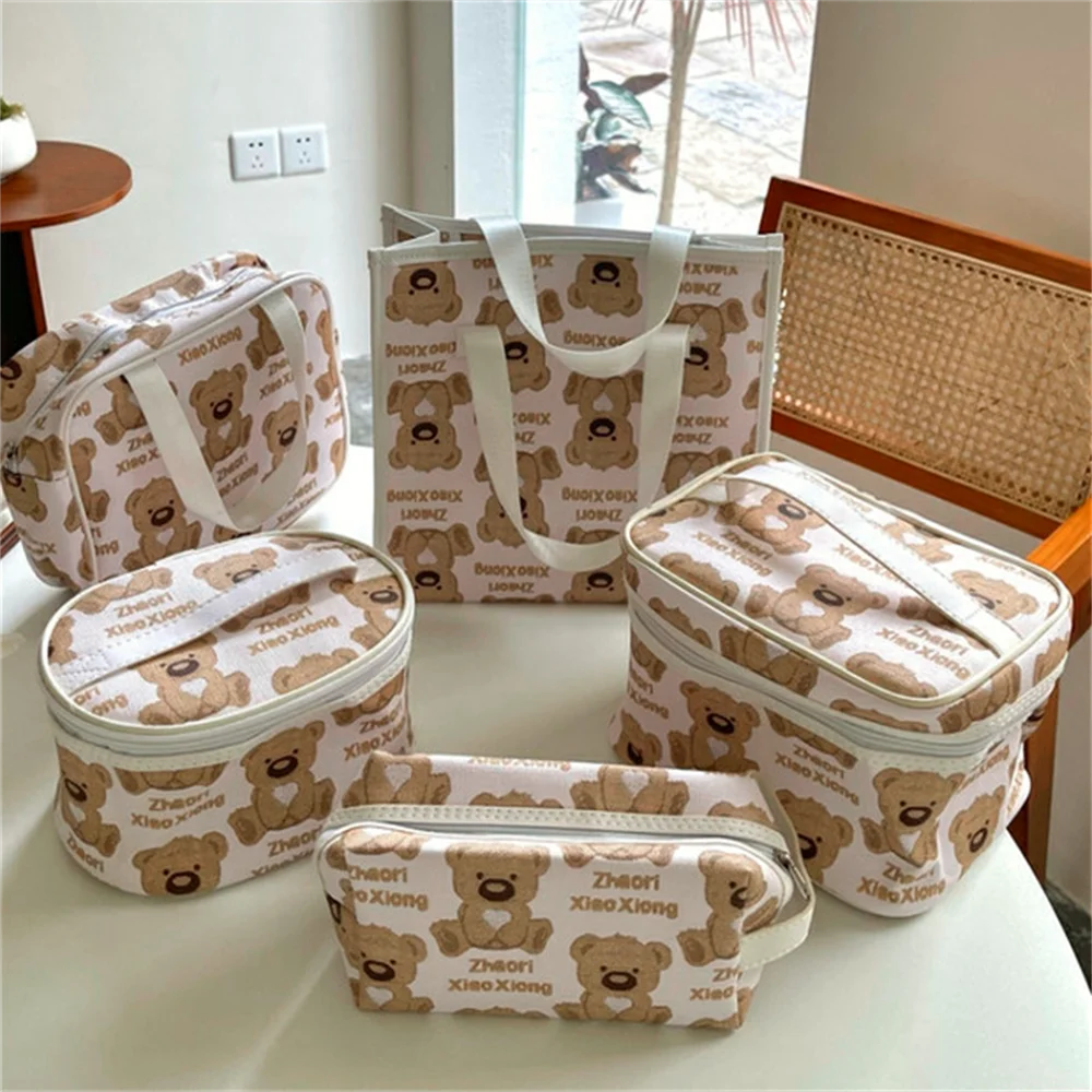

Wholesale Cute Bear PU Large Capacity Waterproof Portable Cosmetic Storage Bag For Girls, Can customize