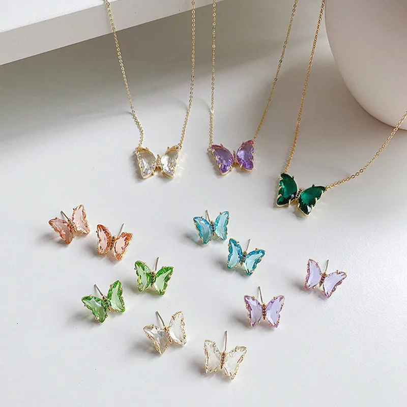 

Bohemian Summer Gold Clavicle Chain Crystal Butterfly Charm Necklaces Pendant Necklace, Colorful