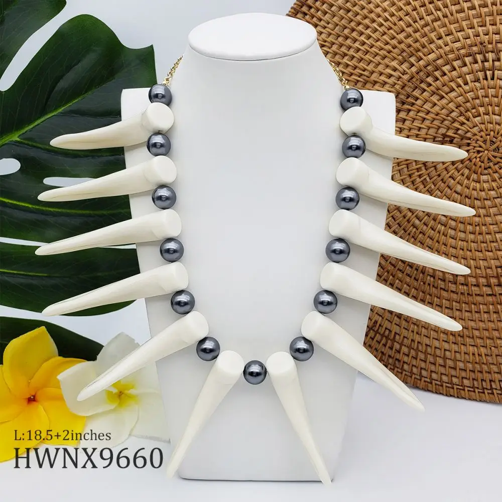 

Hawaiian Jewelry Wholesale Acrylic Horn Big Pearl Chunky Necklace