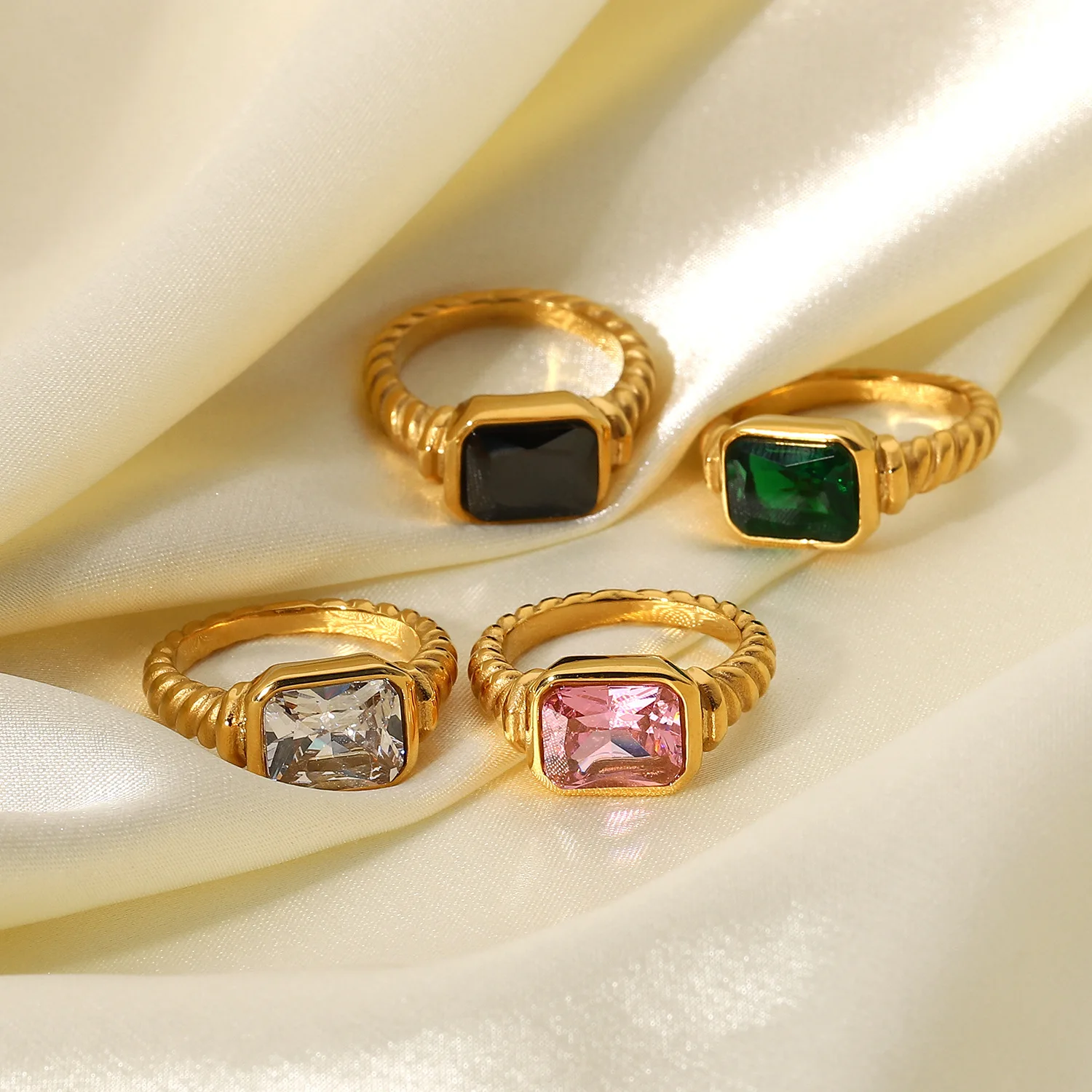 

Trendy 18k Gold Plated Croissant Twisted Emerald Ring Stainless Steel Crystal Gemstone Rings