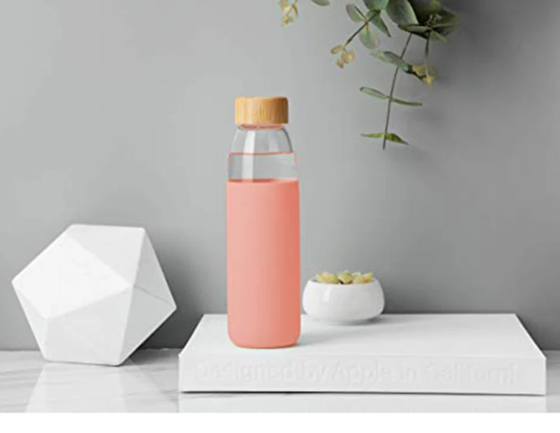 

2021 reusable personalized double wall top glass bottle with silicon cover for sport