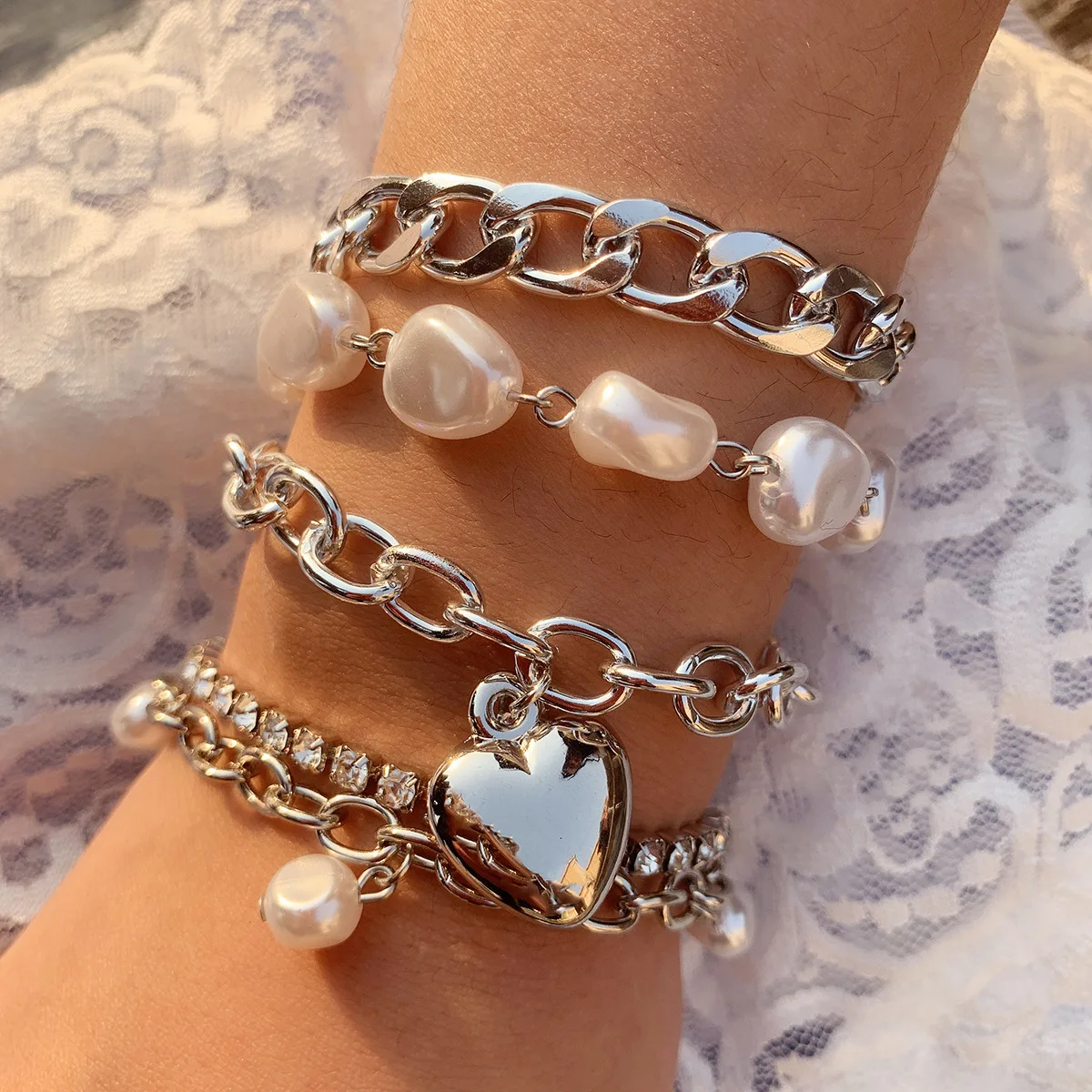 

2021 New Desgin 4pcs/set Pearl Charm Punk Chain Bracelet Pulseras De Piedra CZ Set Multilayer Thick Chain Bangle Bracelets Set