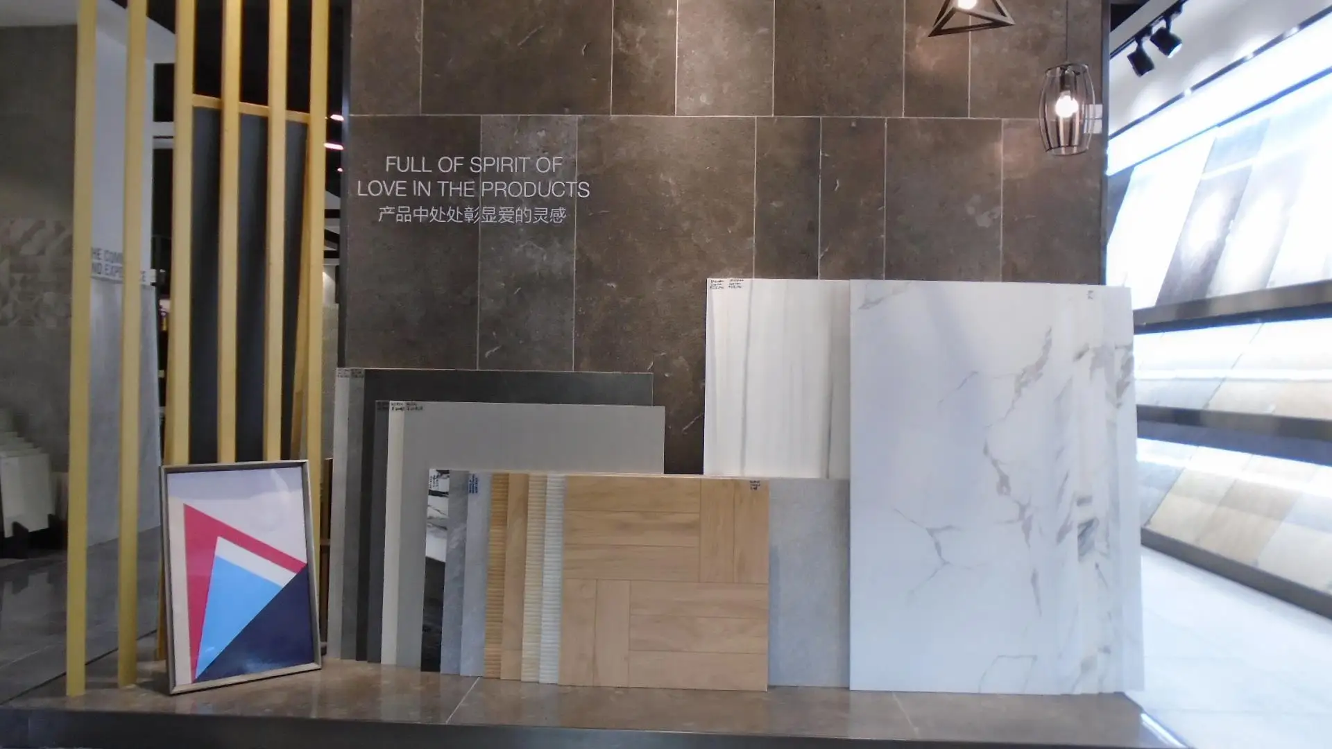 101 0256 Плитки керамические глазурованные для внутренней облицовки стен гладкие без завала белые