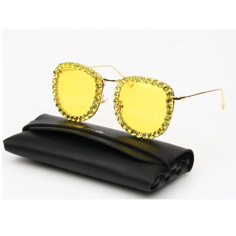 

Occair style small square frame with water diamond sunglasses for women new sunglasses ocean piece for women trend