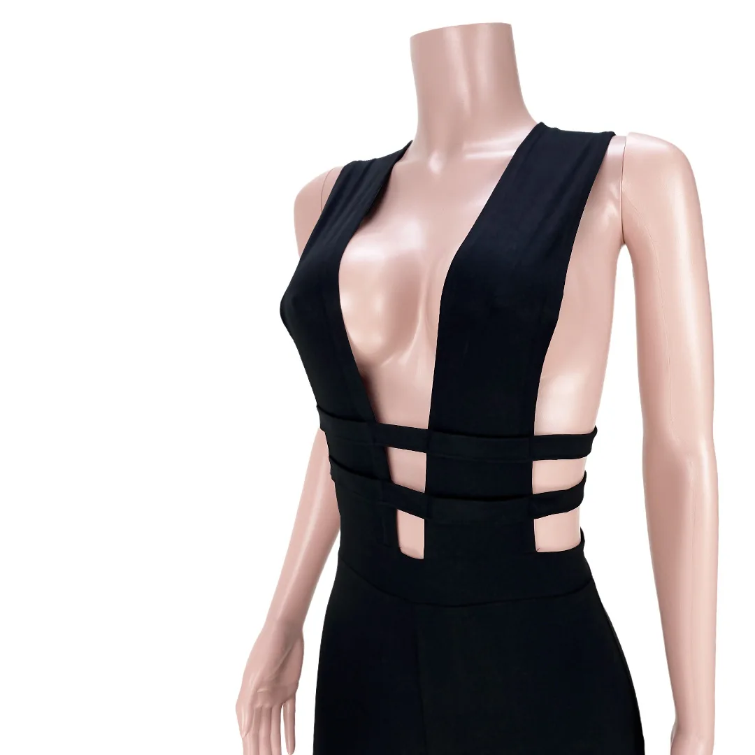 

2021 New arrival Women Jumpsuit Hollow Out Sleeveless Playsuit Solid Color Deep V-neck Romper Women Jumpsuit, Customized color