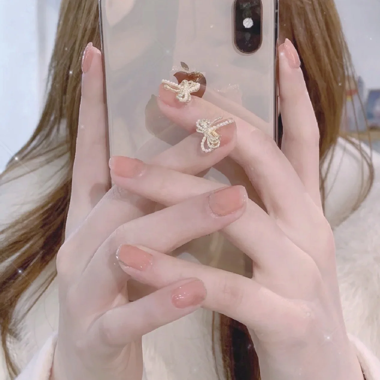 

Pearl Butterfly Short Nail Patch Girls Wear Detachable Nail Patches, Picture