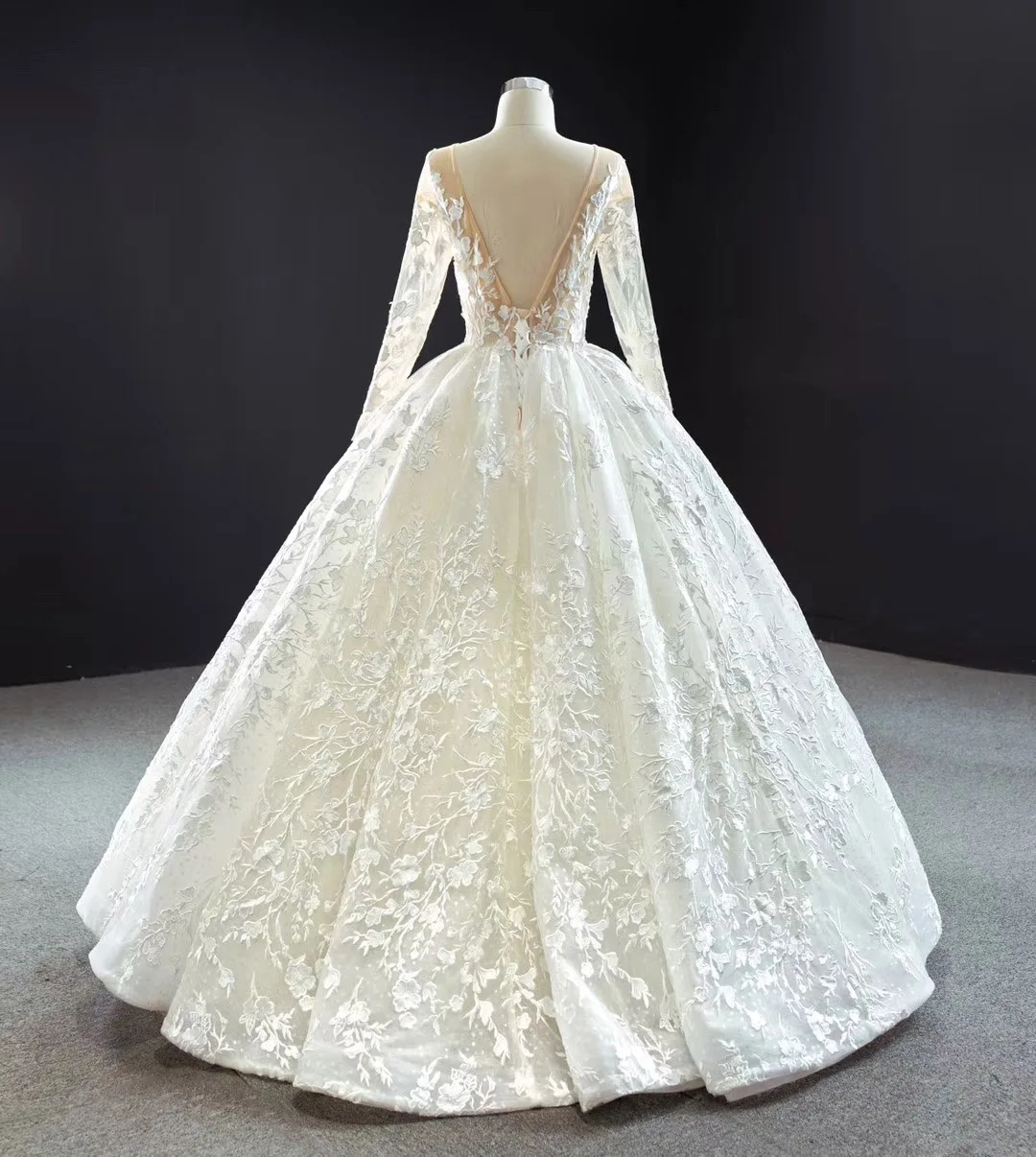实拍批发长袖深v 背贴花婚纱礼服地板长度有现货