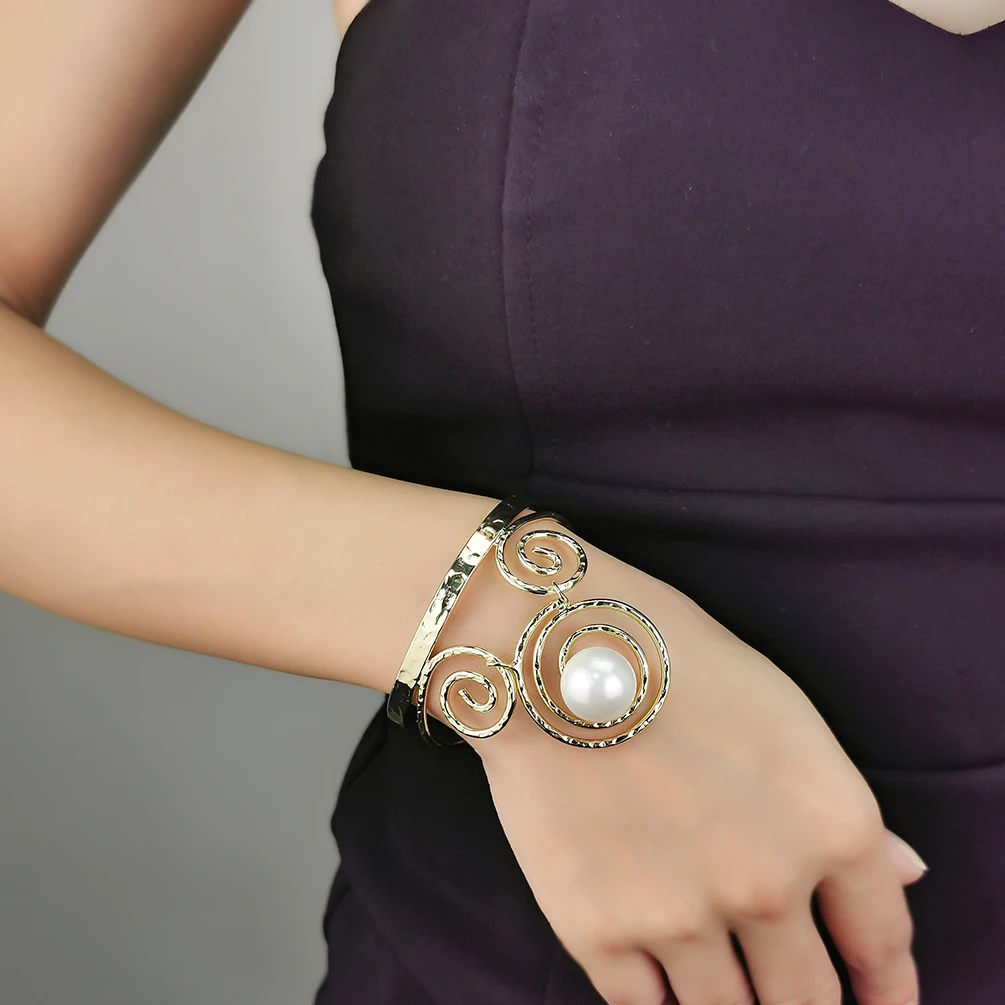 

Hot sale fashion statement pendants pearl beaded cuff bracelets Indian style jewelry gold plated bangle for women charms gifts