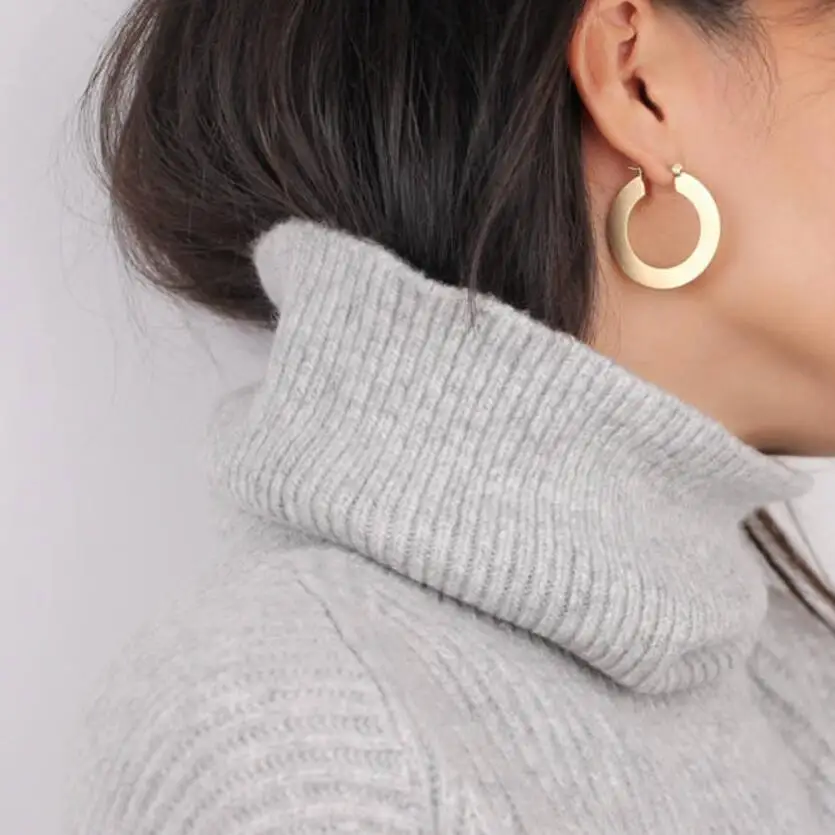 

Stainless steel Chunky Gold Trending Thick Hoops Earrings Flat Hoop Earrings Large Open Circle Earrings