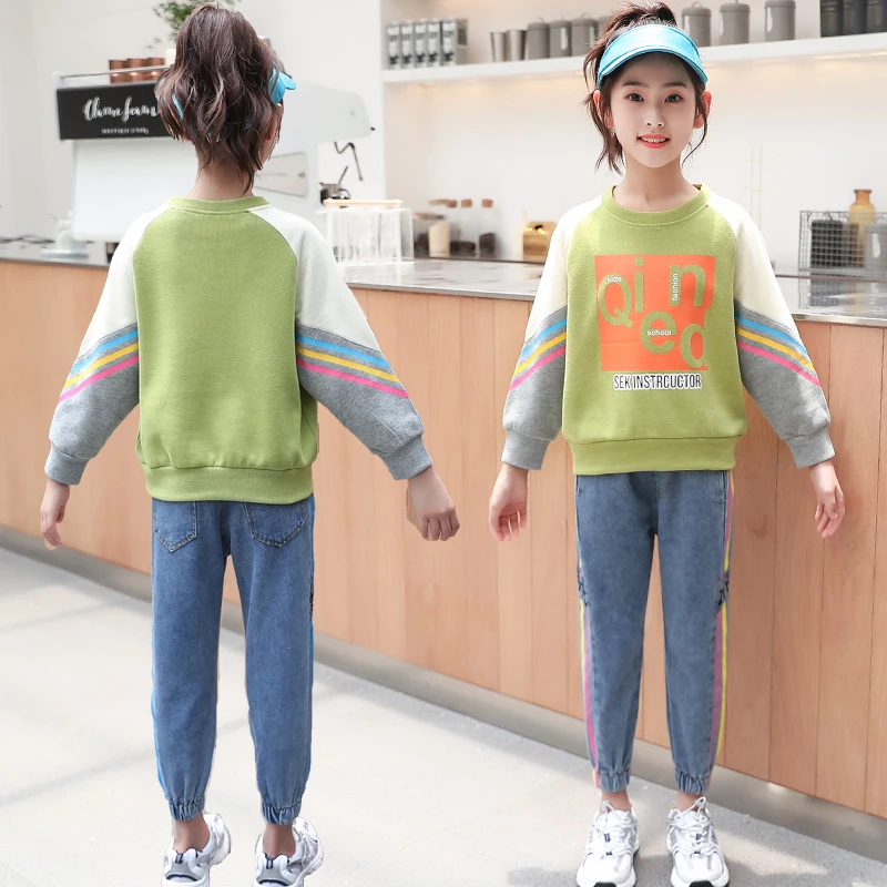 

High-quality color-blocking sweater suits for girls 2021 children's autumn new sportswear girls round neck top + jeans 2pcs, Green