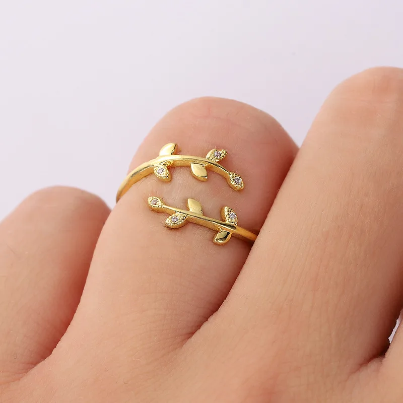 

Latest Simple Design 14K Gold Plated Leaf Vintage Ring Opening Double Row Crystal Rhinestone Leaf Finger Ring For Women, Picture color