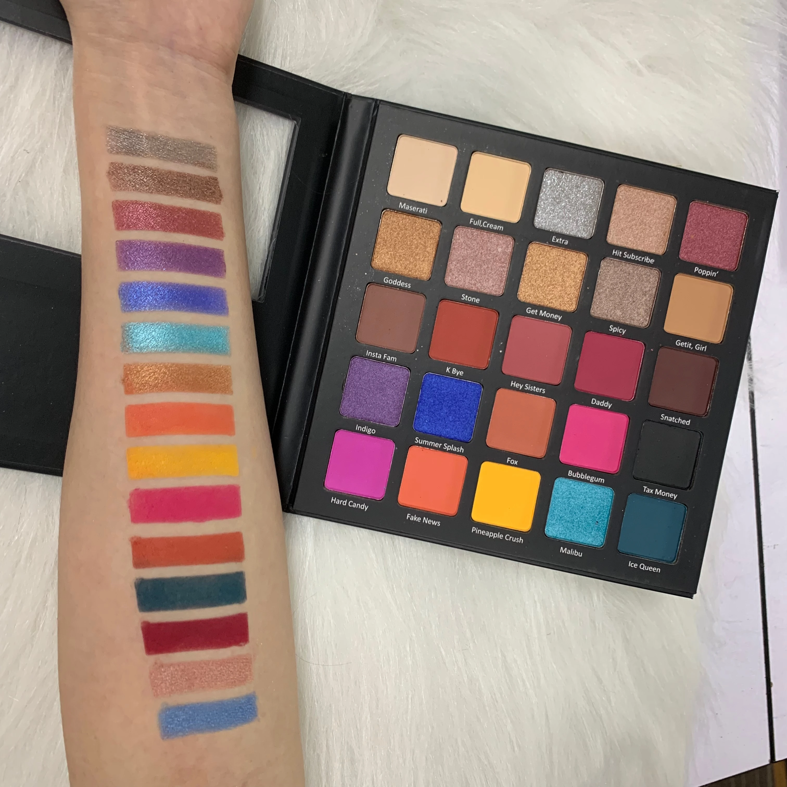 

Professional cosmetics glitter eyeshadow 25 color private label eyeshadow palette