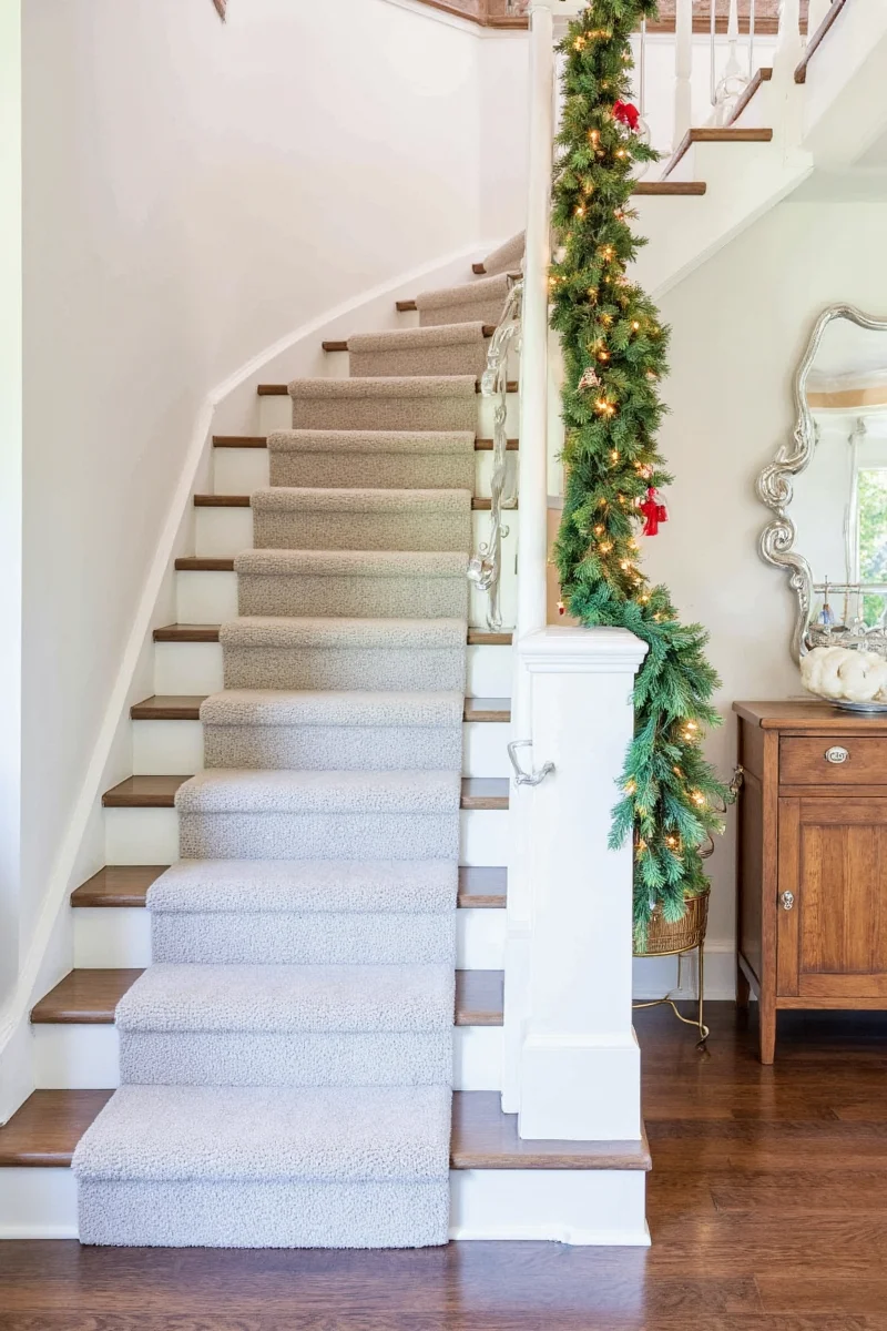 kids decorating stairs with parents