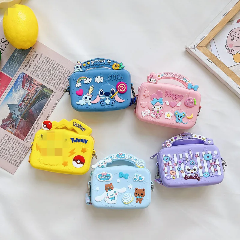 

2021 new cartoon shoulder bag portable coin purse messenger bag girl jelly bag