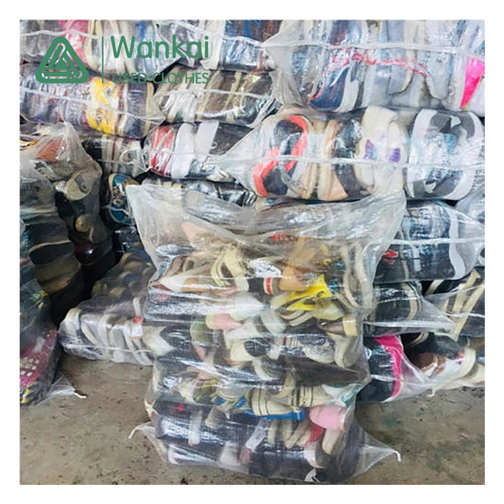 

Factory Outlet The Materials Used Are Guaranteed And Clean, A Grade Mixed Used Shoes And Clothes, Mixed color