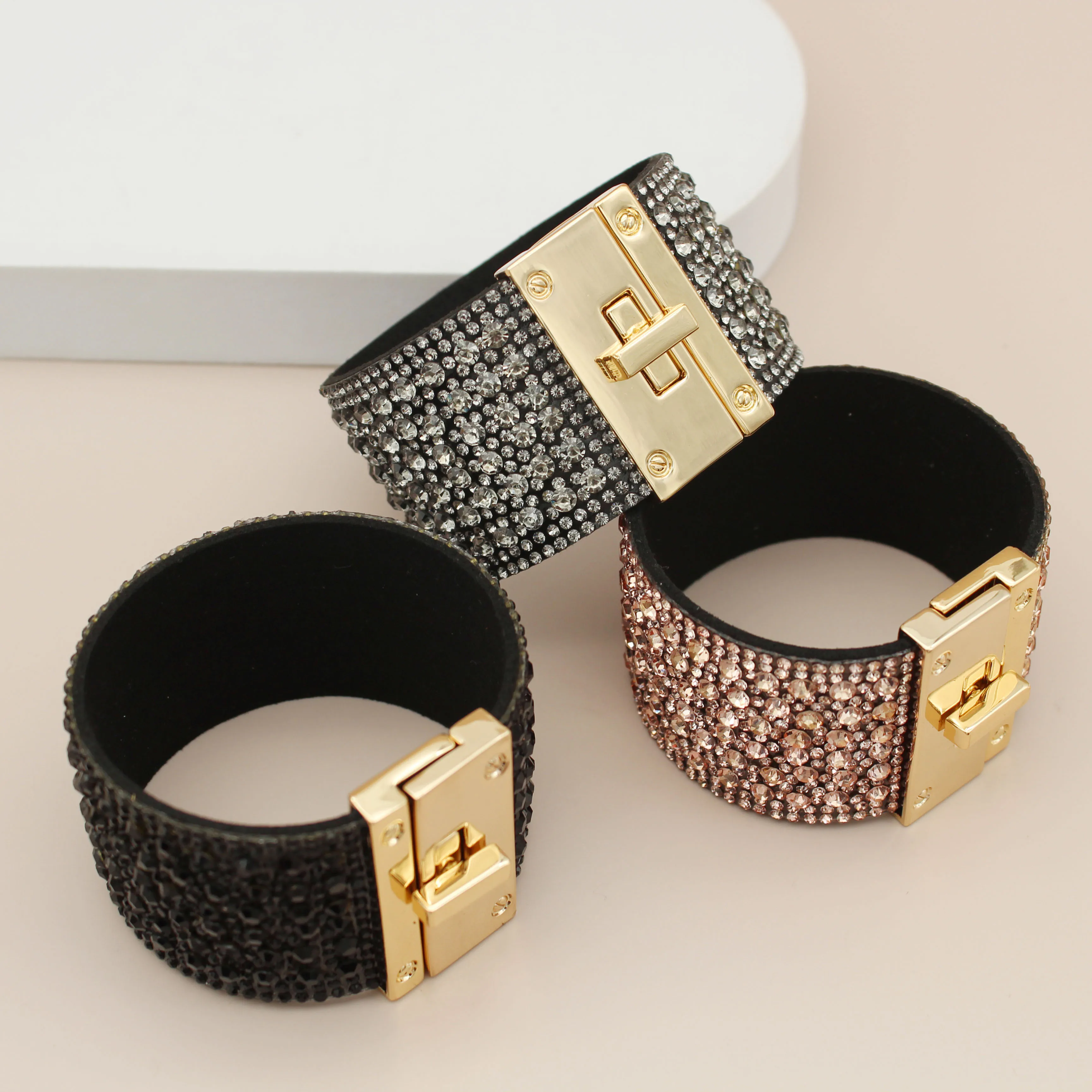 

Jachon Bohemian Wide Leather Cuff Bracelets Full Sparkly Rhinestone Magnetic Snap Beautiful Stage Women Bracelets, As picture