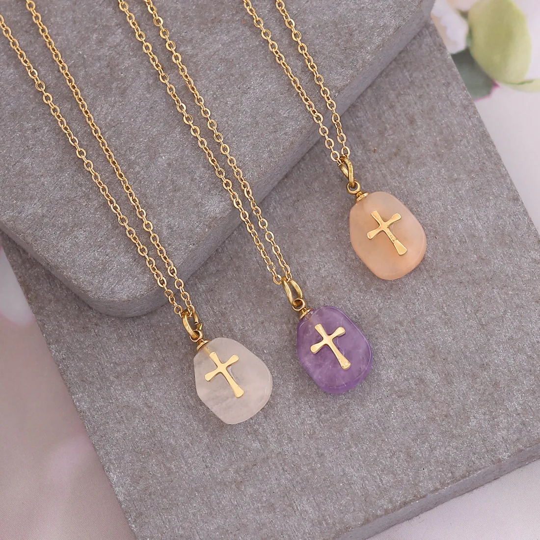 

Fashion Women Geometric Natural Stone Stainless Steel Necklace Jewelry Simple Cross Natural Stone Pendant Necklace (KNK5343), Same as the picture