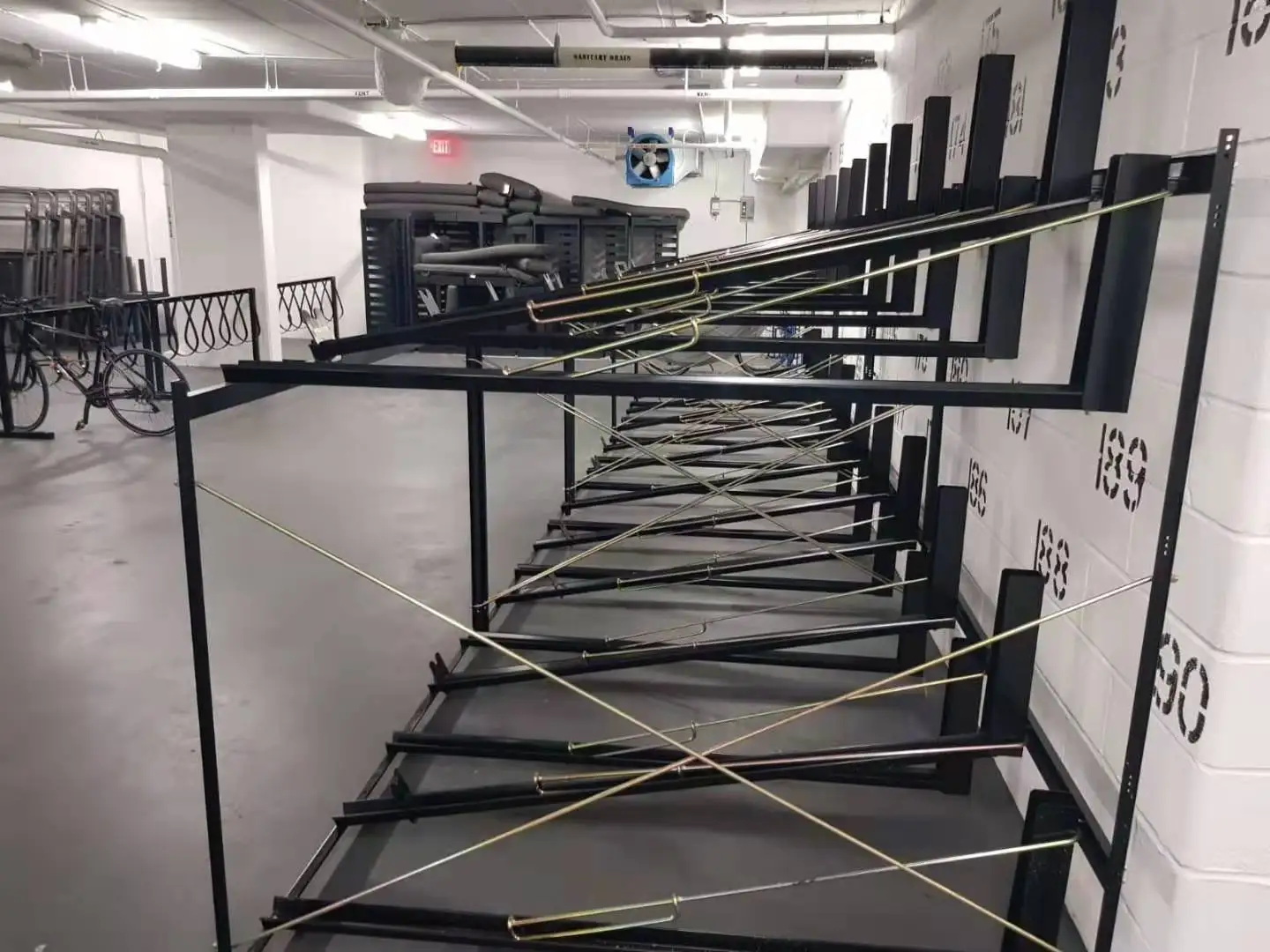 Double Stacked Bike Storage Rack/bicycle Displaying Rack/stretch Rack