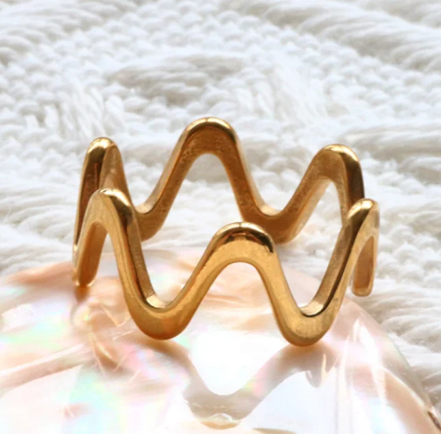 

Unique Design 18 K Gold Plated Non Tarnish Stainless Steel Minimalist Curve Wave Finger Ring for Women, Gold/silver/rose gold