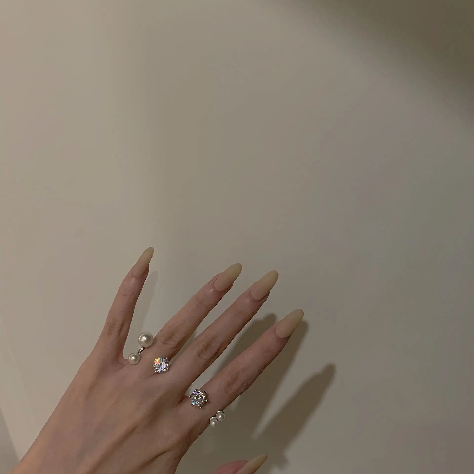 

2021 trendy crystal adjustable pearl double row ring girls