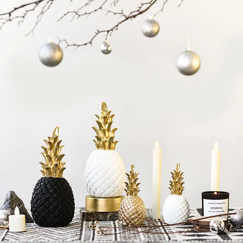 

Nordic Designer Resin Crafts Golden Pineapple Creative Ornaments Desktop Decoration Accessories Crafts Pieces Home Decor, Picture