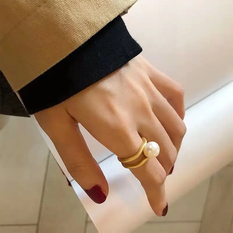 

New Arrival Matte Gold Plated Freshwater Pearl Adjustable Ring Women
