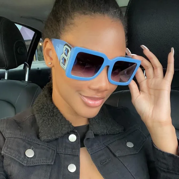 

Brand Design Hot Selling B Logo Wide Leg Women Sunglasses