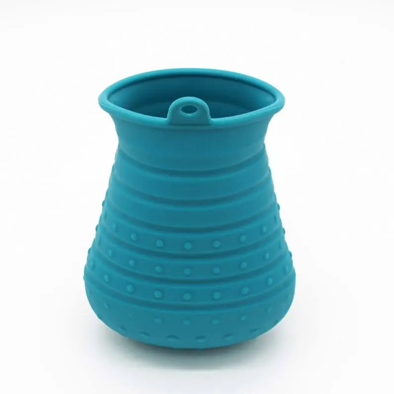 

Portable pet paw cleaner cup with 2 in 1 brush clean bath feet washer cup for dog, Green, purple, blue